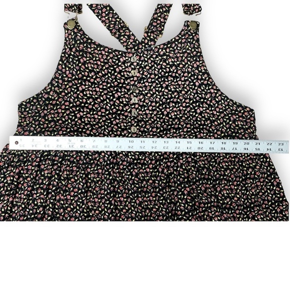 Women's Black Floral Cross-Back Short Dress Casual Spring - Picture 7 of 7